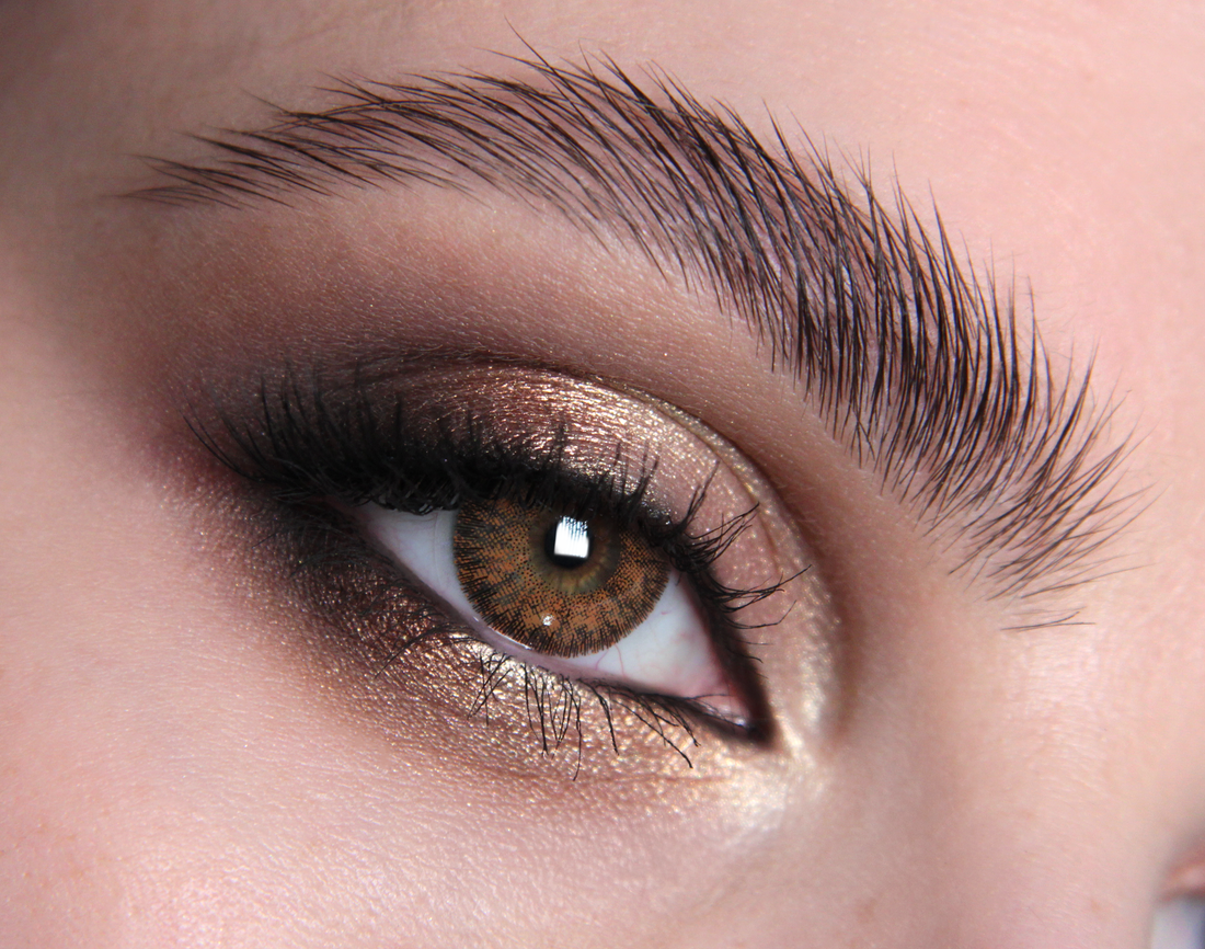 Hazel Contact Lenses