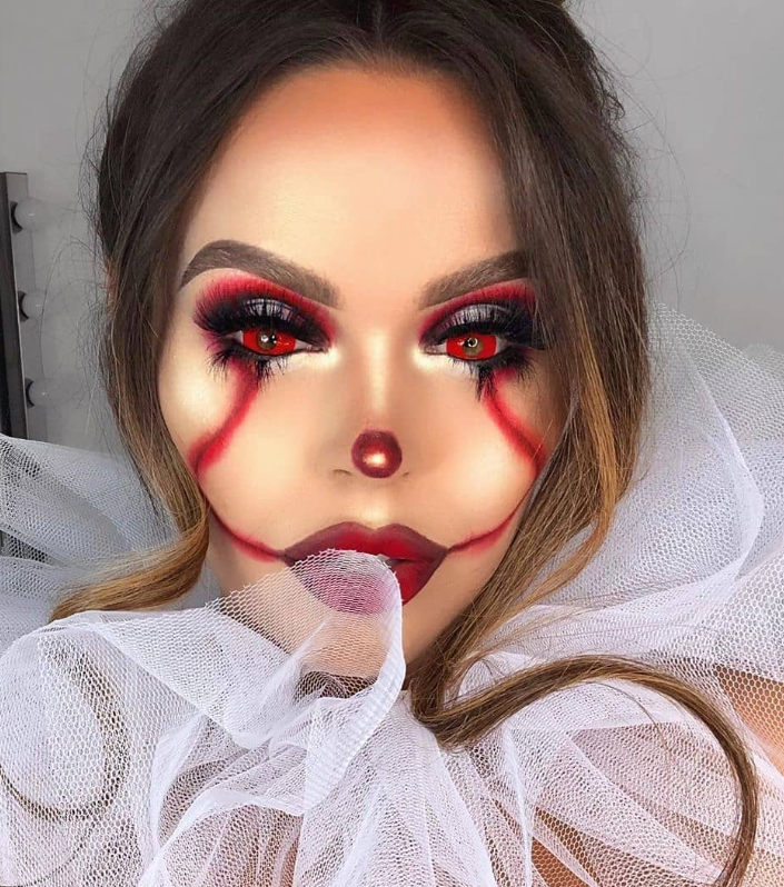 Halloween contact lenses