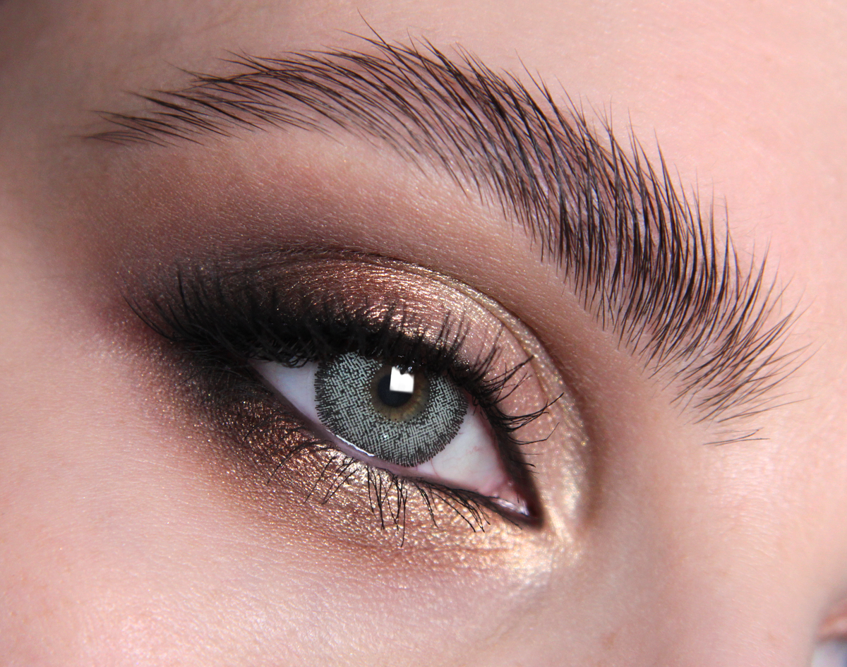 grey contact lenses