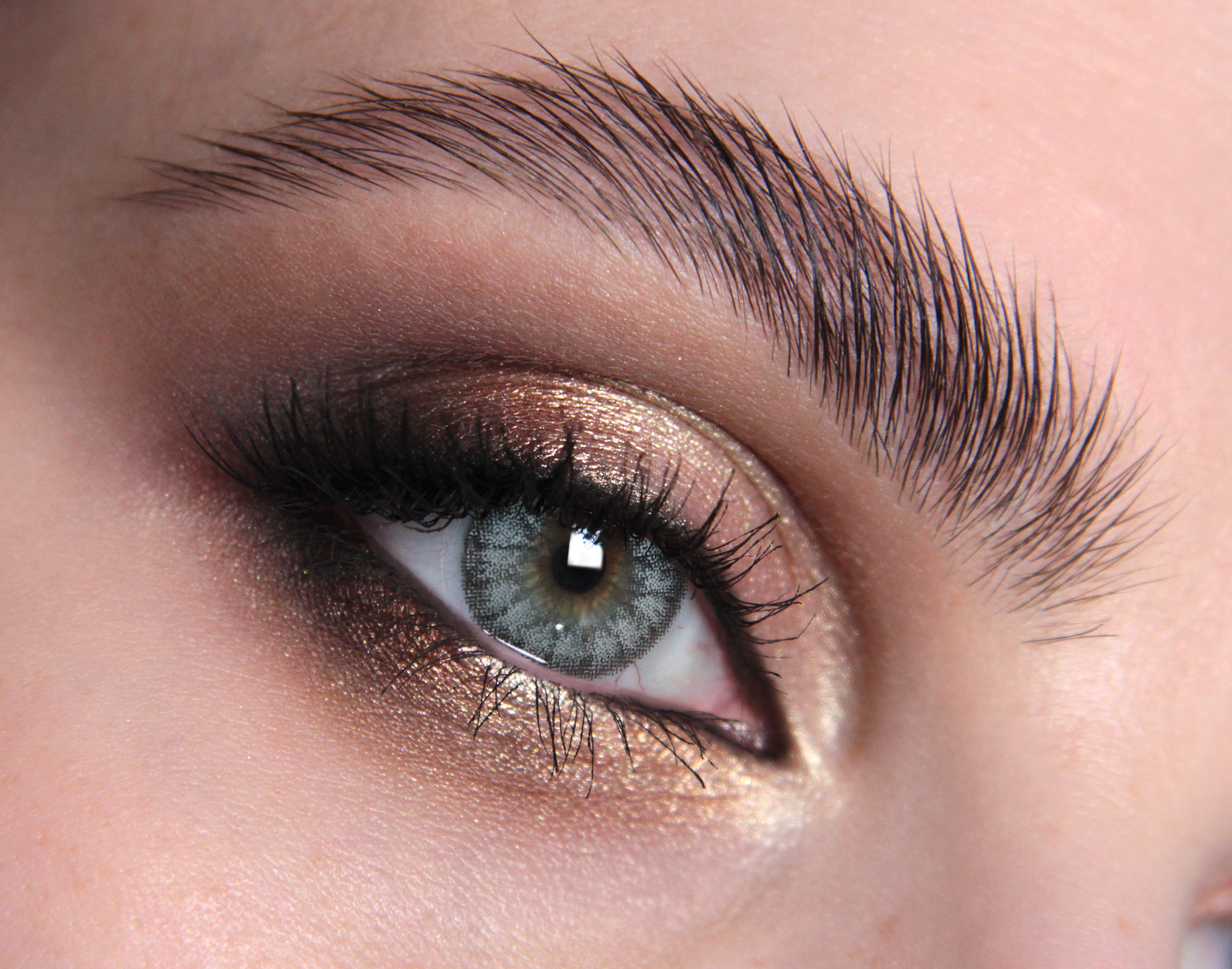 Shakespeares Mist Green Natural Green Coloured Contact Lenses  – Limited Edition