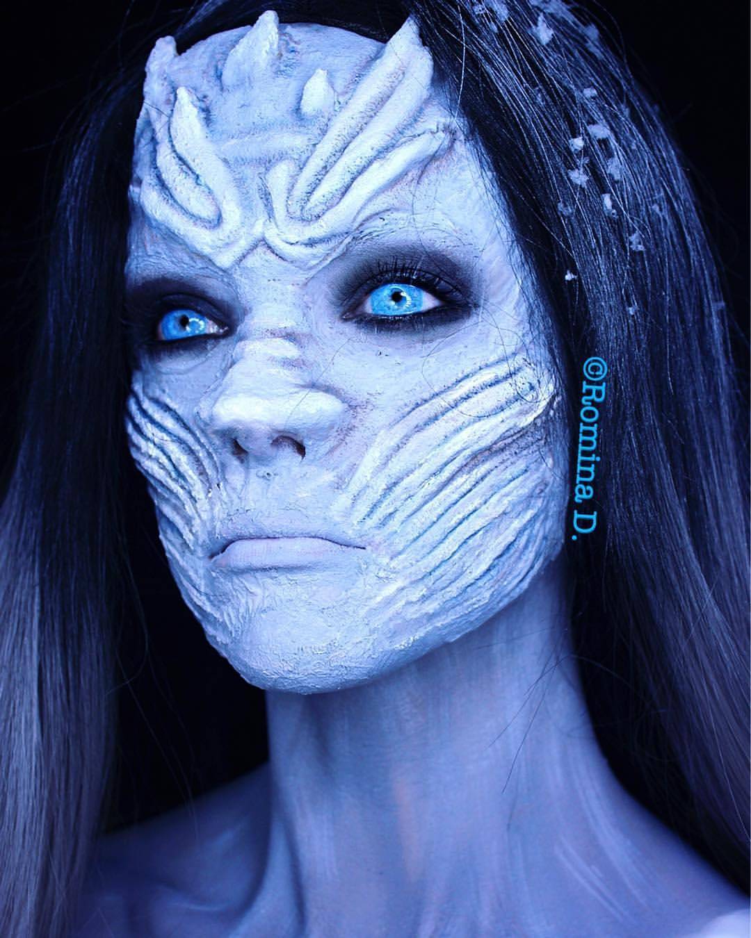 Ice Walker Colour Contact Lenses