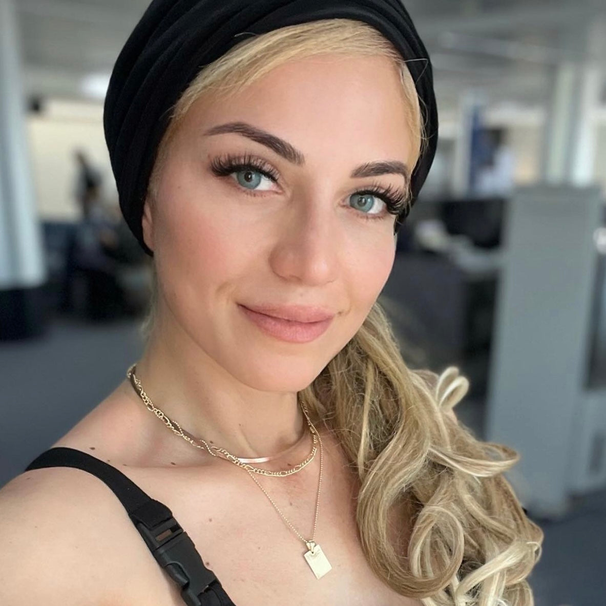 Elizabeth Skye Natural Blue Coloured Contact Lenses