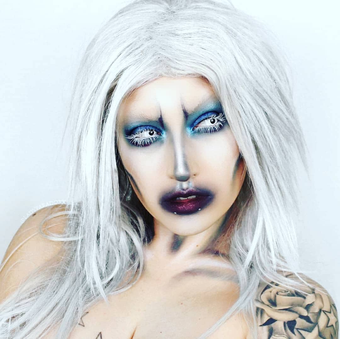 White Out Colour Contact Lenses
